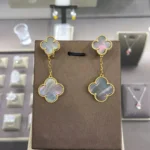 CLOVER 2 MOTIFS EARRINGS (MULTIPLE CHOICESC - Gold, Grey Mother of pearl