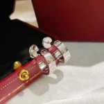 LOVE EARRINGS 5.7MM 2 DIAMONDS - Silver