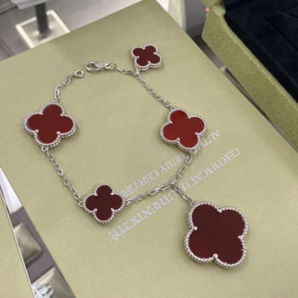 CLOVER 5 MOTIFS SIVLER CARNELIAN BRACELET - 19