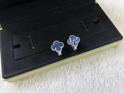 CLOVER PIETERSITE MEDIUM STUD EARRINGS - Rose Gold