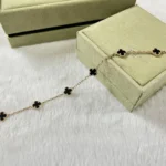 CLOVER 6 MOTIF ONYXS BRACELET - Rose, 16(Customizable)