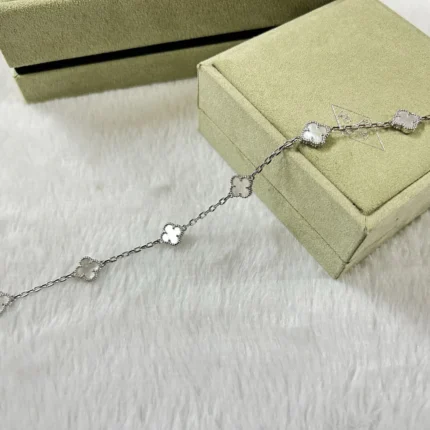 CLOVER 6 MOTIF WHITE MOP BRACELET - Silver, 16(Customizable)