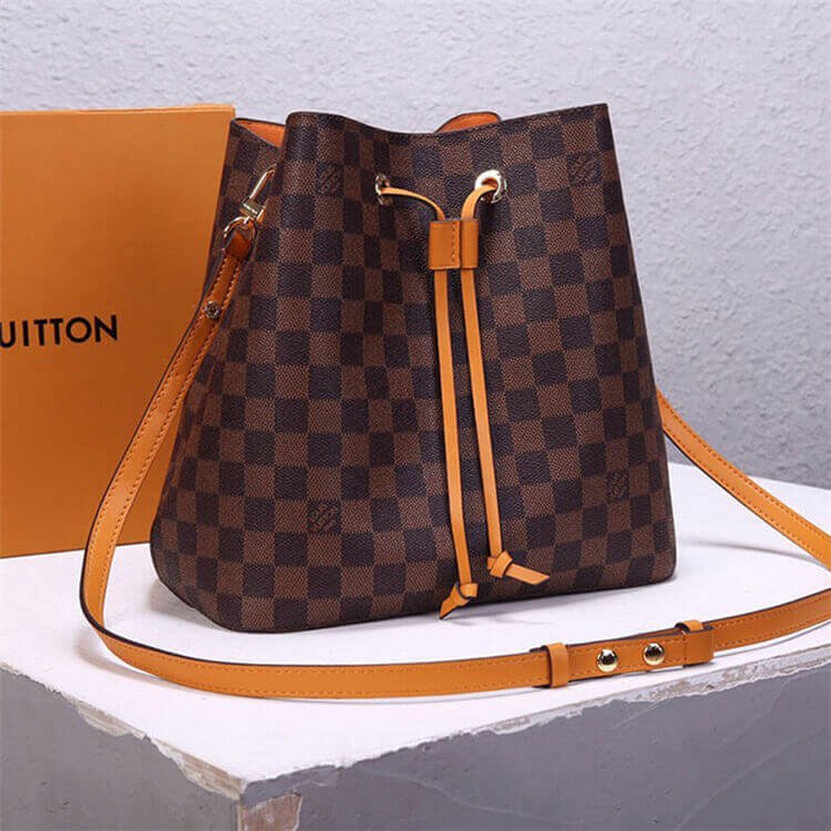 LV NeoNoe MM - Image 3