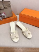 Oasis sandals - Image 30