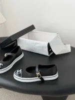 LV shoes - Image 5