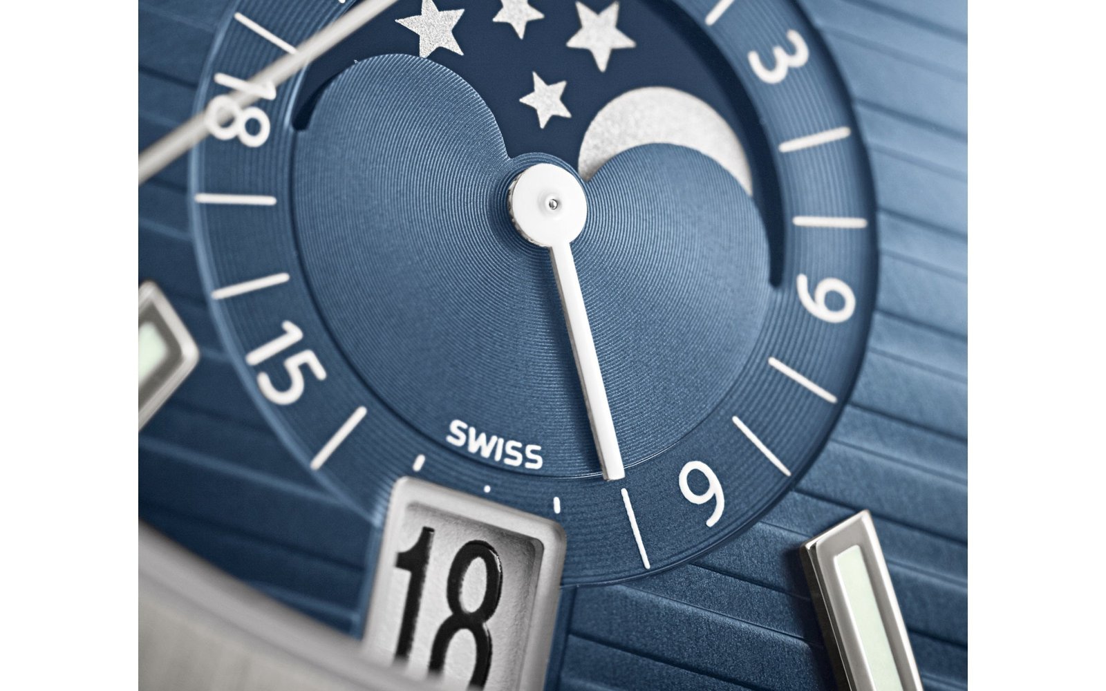 Patek Philippe Nautilus Annual Calendar, Blue Dial Luxury Designer Watch - Image 7