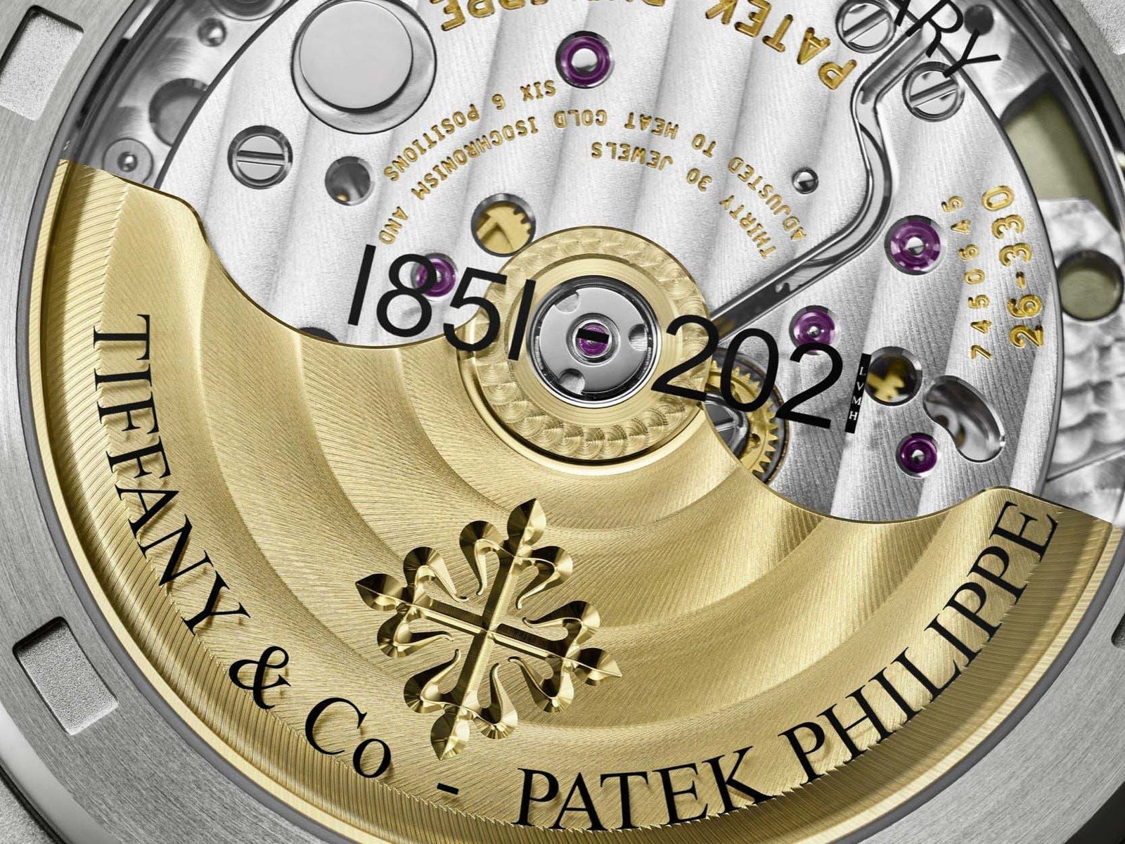 Patek Philippe Nautilus Luxury Designer Watch - Image 7