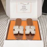 Oran sandals