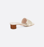 Dway with sandals - Image 3