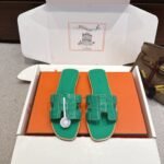 Hermes slippers - Image 4