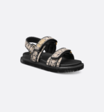 Dioract sandals