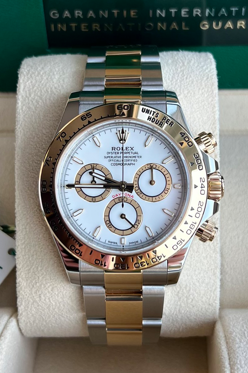 Rolex Cosmograph Daytona Luxury Designer Watch - 40 Oystersteel Yellow Gold - Image 3