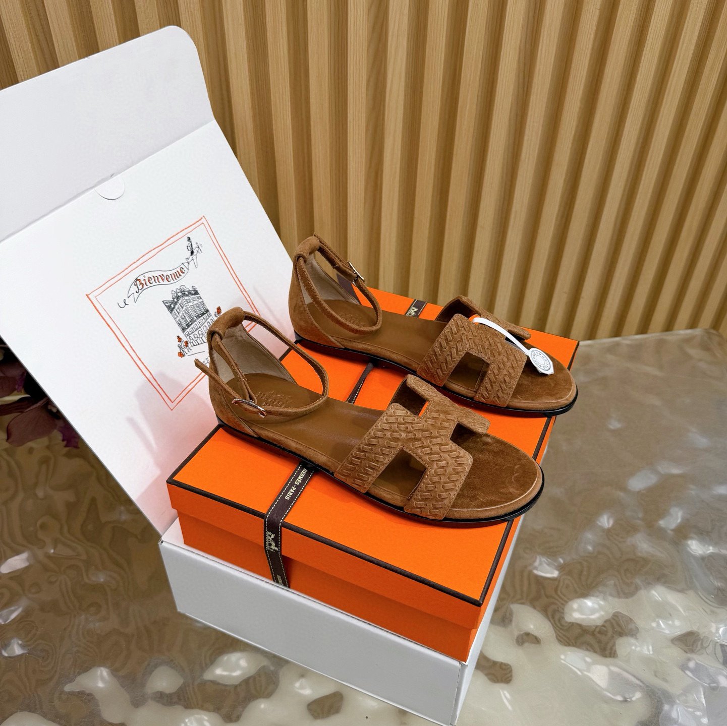 dca81df45216584619178ab9e5cb2c63 Hermes Santorini sandals - Image 1