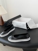 LV shoes - Image 4