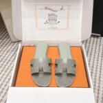 Oran sandals