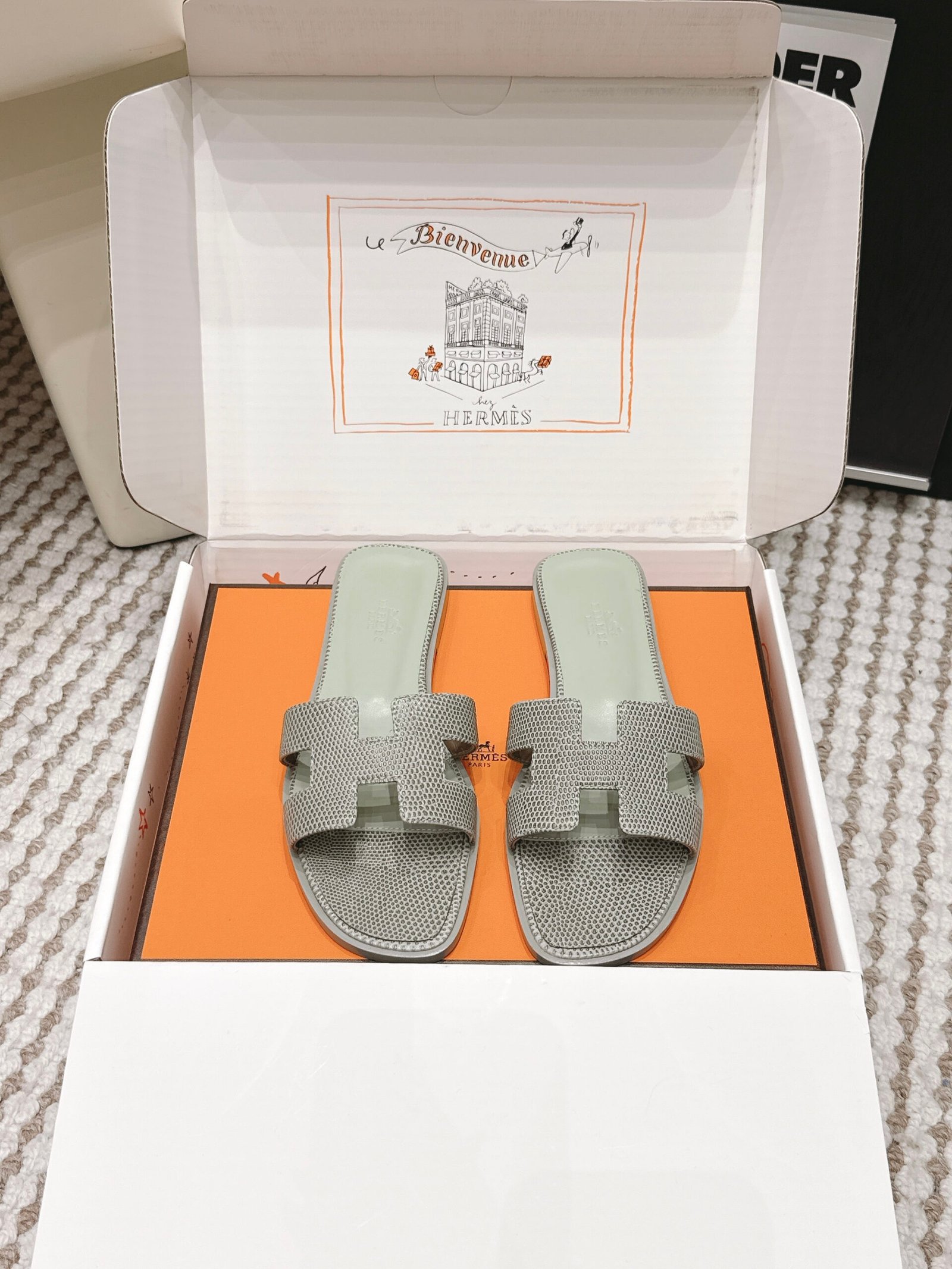 edb0d38ba2d2505f12bec64436491163 Oran sandals - Image 1