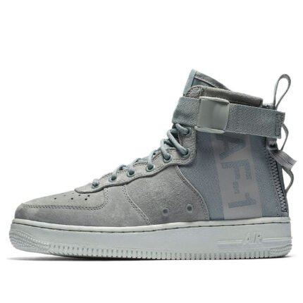 (نسائي) Nike SF Air Force 1 مد 'Light Pumice'