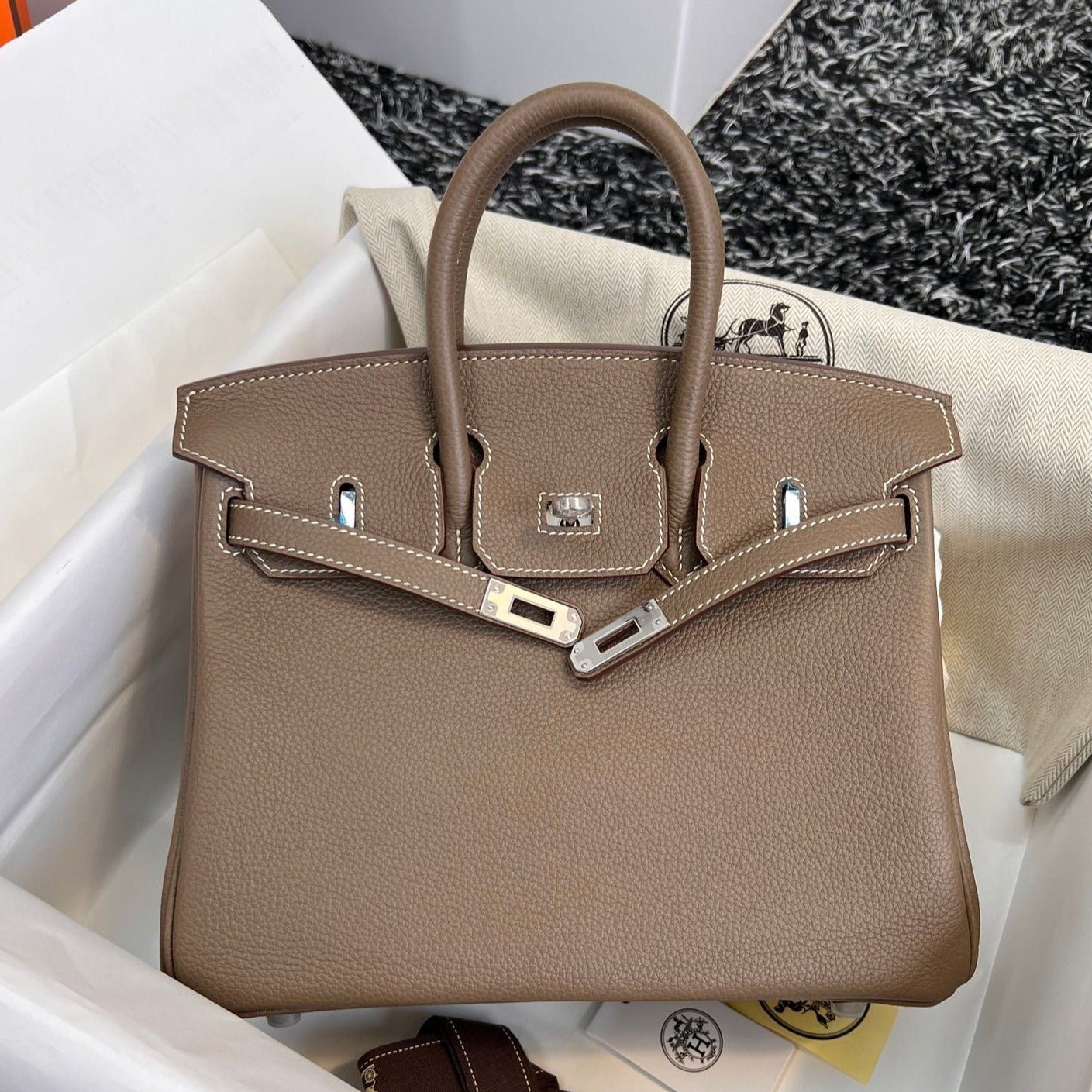 HM BIRKIN 25CM BROWN TOGO LEATHER SILVER HARDWARE - Image 5