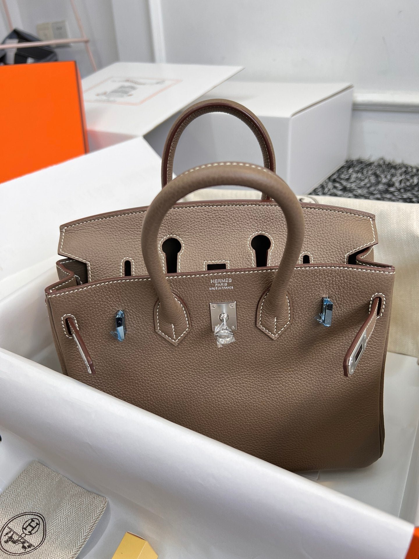 HM BIRKIN 25CM BROWN TOGO LEATHER SILVER HARDWARE - Image 6