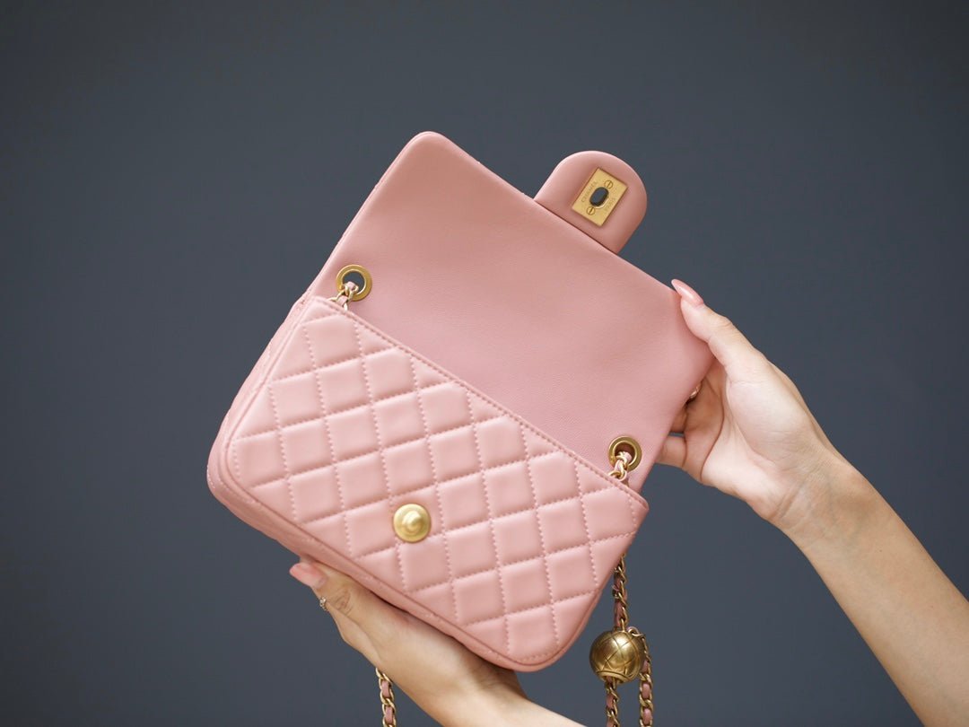 MINI RECTANGLE FLAP BAG 20CM PINK LAMBSKIN GOLD HARDWARE - Image 3