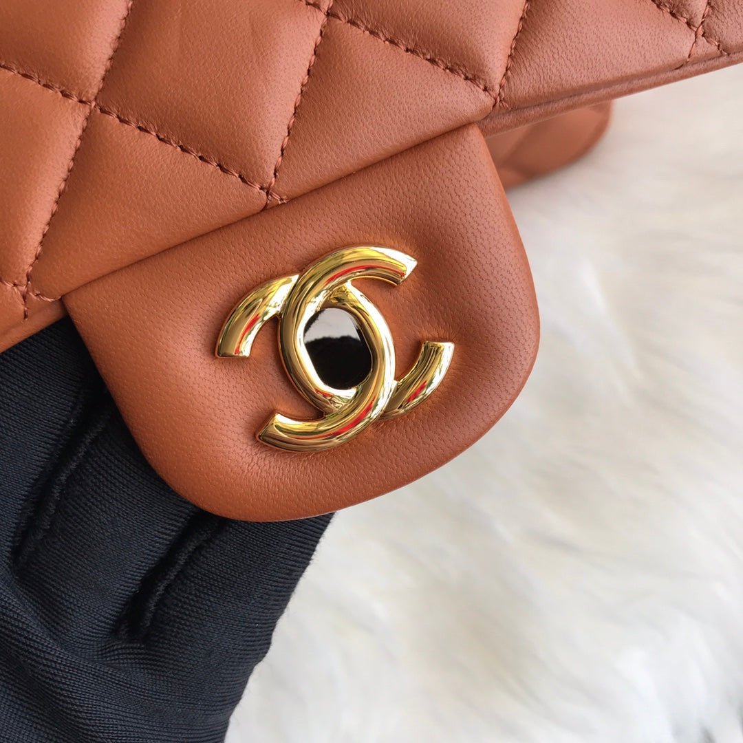 CC 20 CLASSIC SMALL DOUBLE FLAP BAG IN CARAMEL BROWN CALFSKIN - Image 5