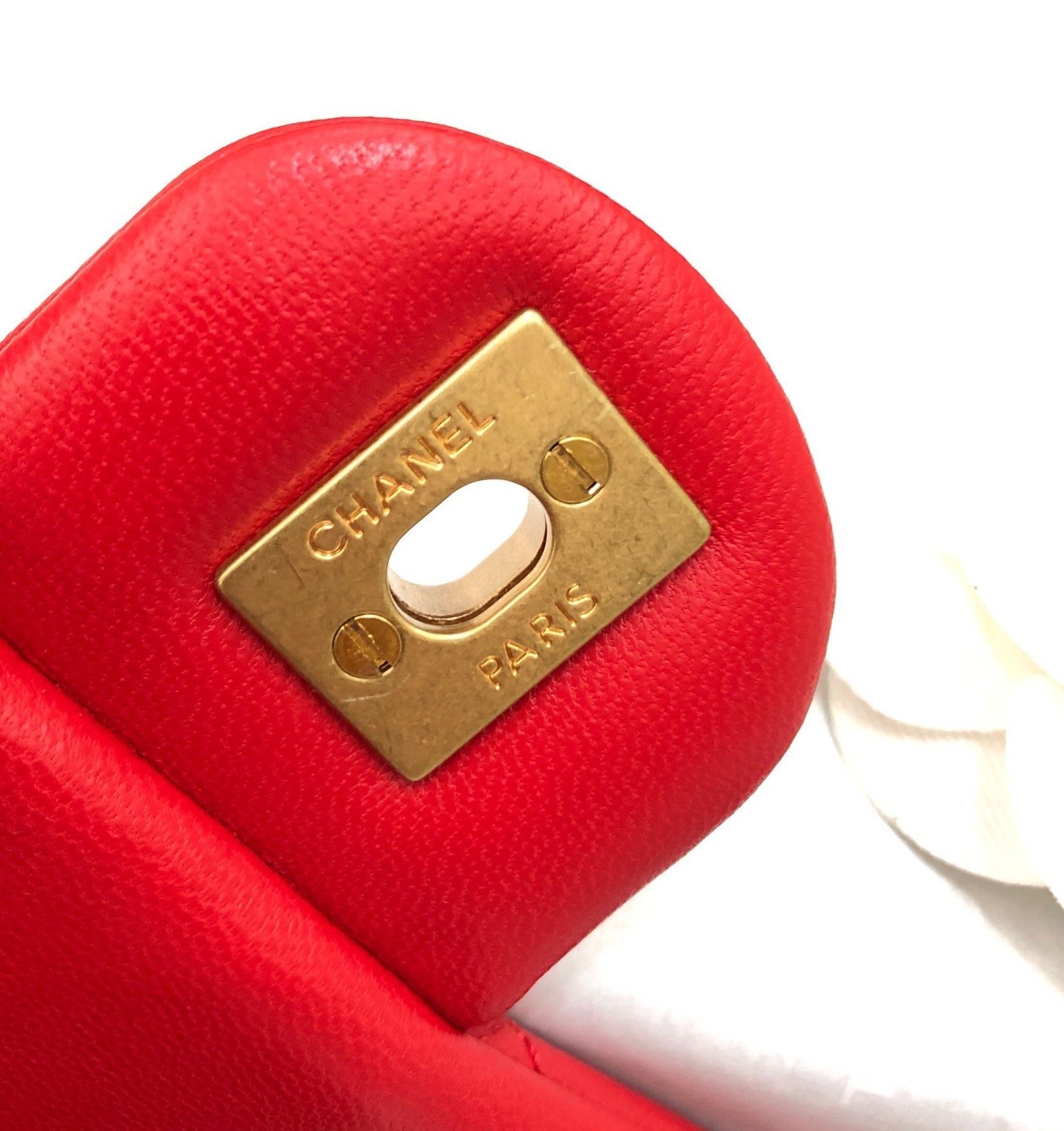 MINI SQUARE CLASSIC FLAP BAG 17CM RED LAMBSKIN GOLD HARDWARE - Image 14