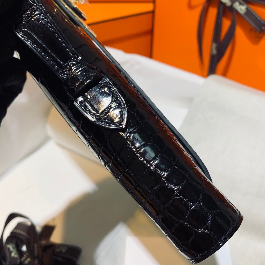 KELLY CUT 31 IN BLACK SHINY ALLIGATOR LEATHER WITH GOLD HARDWARE - Image 8