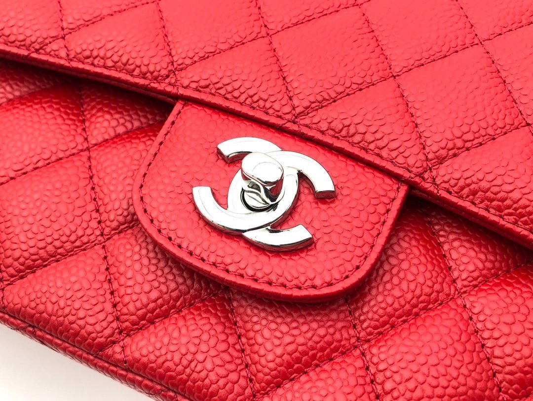 FLAP BAG MEDIUM 25CM RED CAVIAR SILVER HARDWARE - Image 12