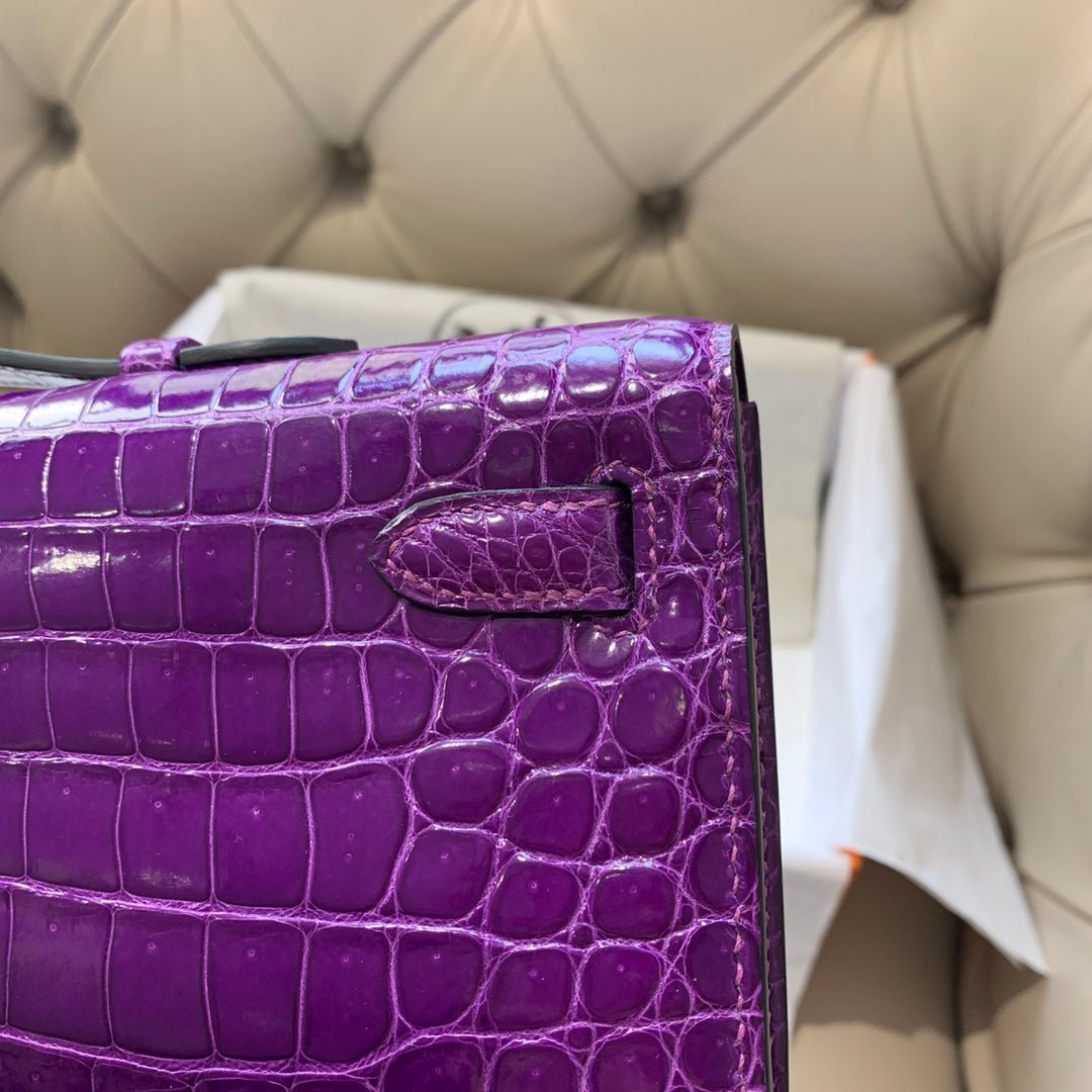 KELLY CUT 31 IN VIOLET PURPLE ALLIGATOR LEATHER WITH GOLD HARDWARE - Image 7