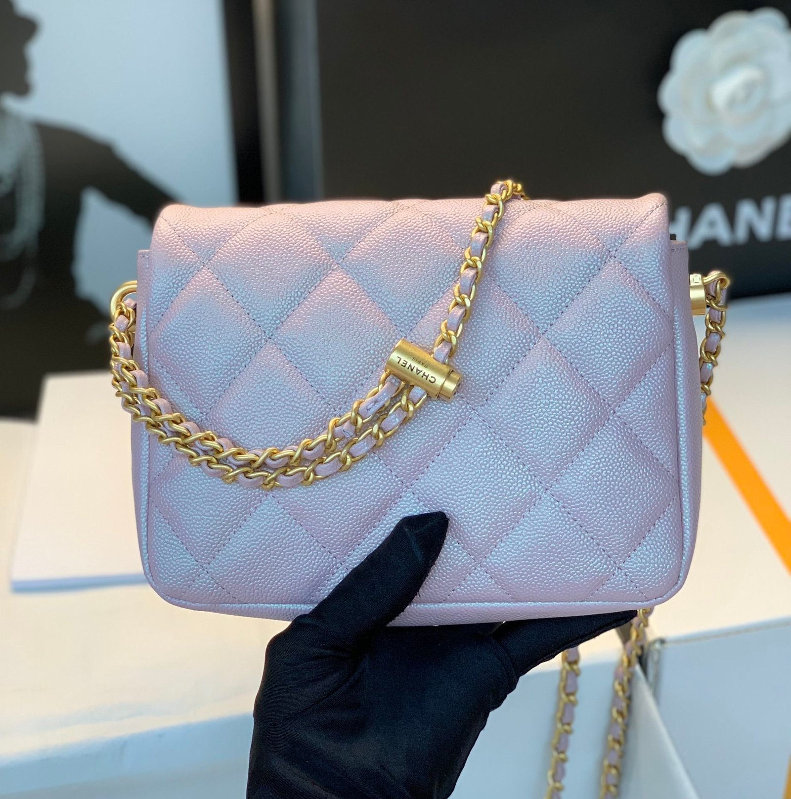 CHANEL 25S CLASSIC FLAP 19 CM IN MAUVE PINK CAVIAR LEATHER WITH GOLD HARDWARE - Image 7