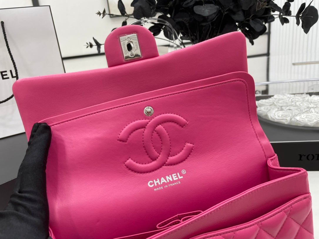 CC 25 CLASSIC SMALL DOUBLE FLAP BAG IN BRIGHT PINK CALFSKIN WITH STRAP - Image 15
