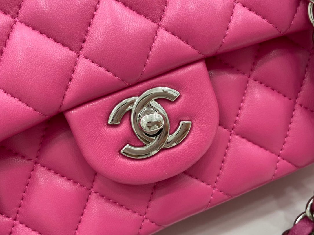 CC 25 CLASSIC SMALL DOUBLE FLAP BAG IN BRIGHT PINK CALFSKIN WITH STRAP - Image 14