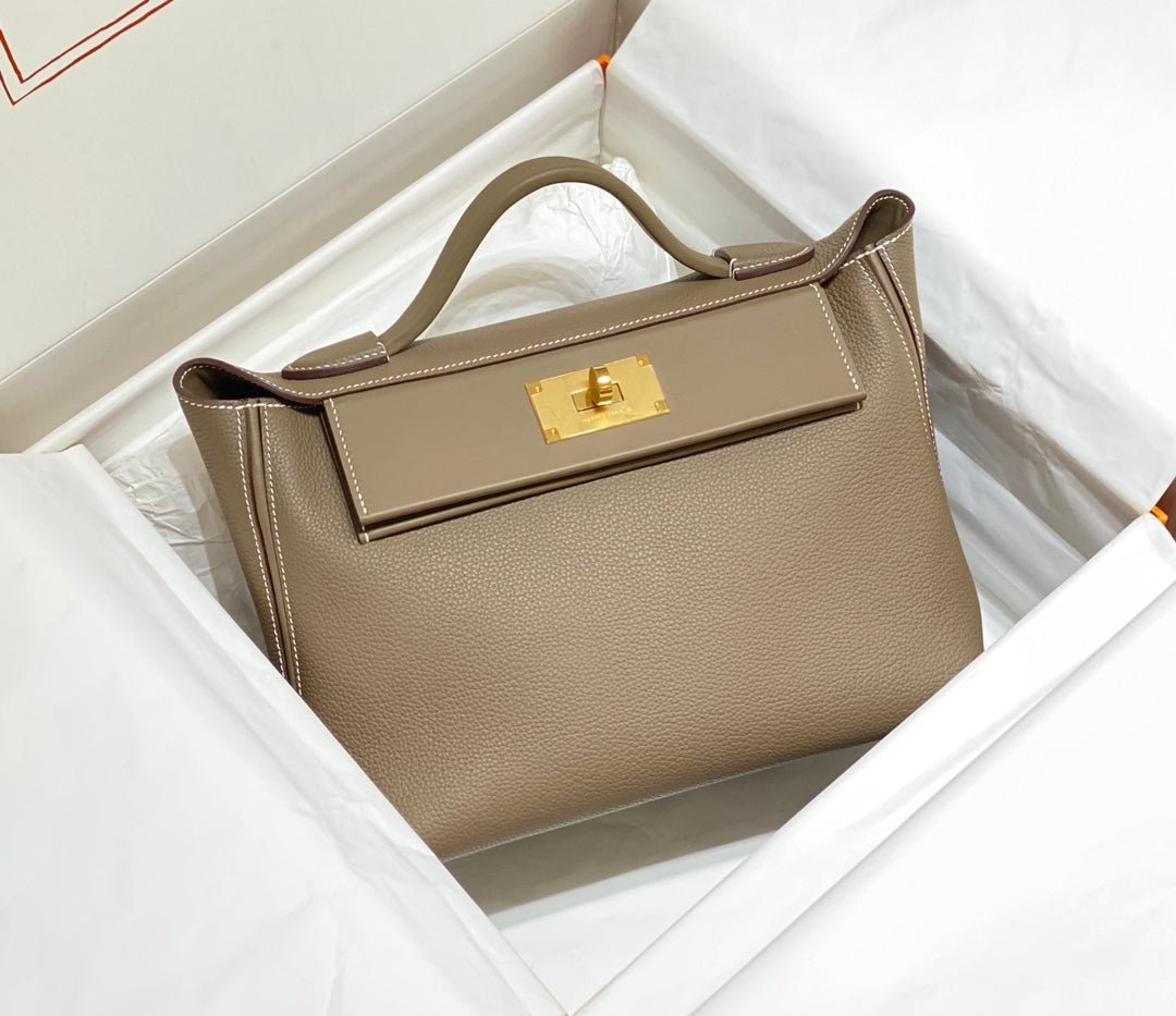 HM 26S 24/24 29MM IN BROWN EVERCOLOR CALFSKIN GOLD KELLY BUCKLE - Image 2
