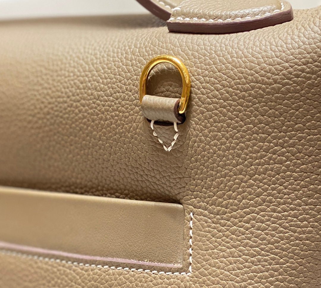 HM 26S 24/24 29MM IN BROWN EVERCOLOR CALFSKIN GOLD KELLY BUCKLE - Image 18