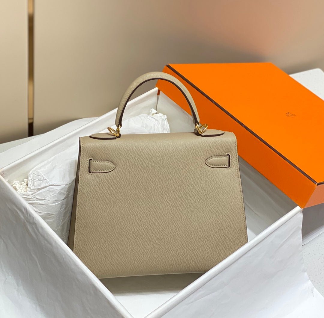 KELLY 28CM IN TRENCH EPSOM CALFSKIN GOLD HARDWARE - Image 3