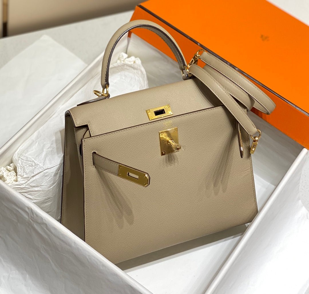 KELLY 28CM IN TRENCH EPSOM CALFSKIN GOLD HARDWARE - Image 11