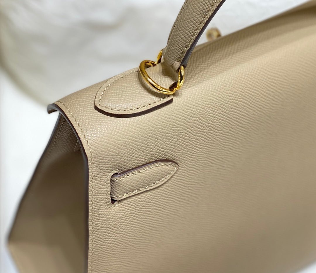 KELLY 28CM IN TRENCH EPSOM CALFSKIN GOLD HARDWARE - Image 18