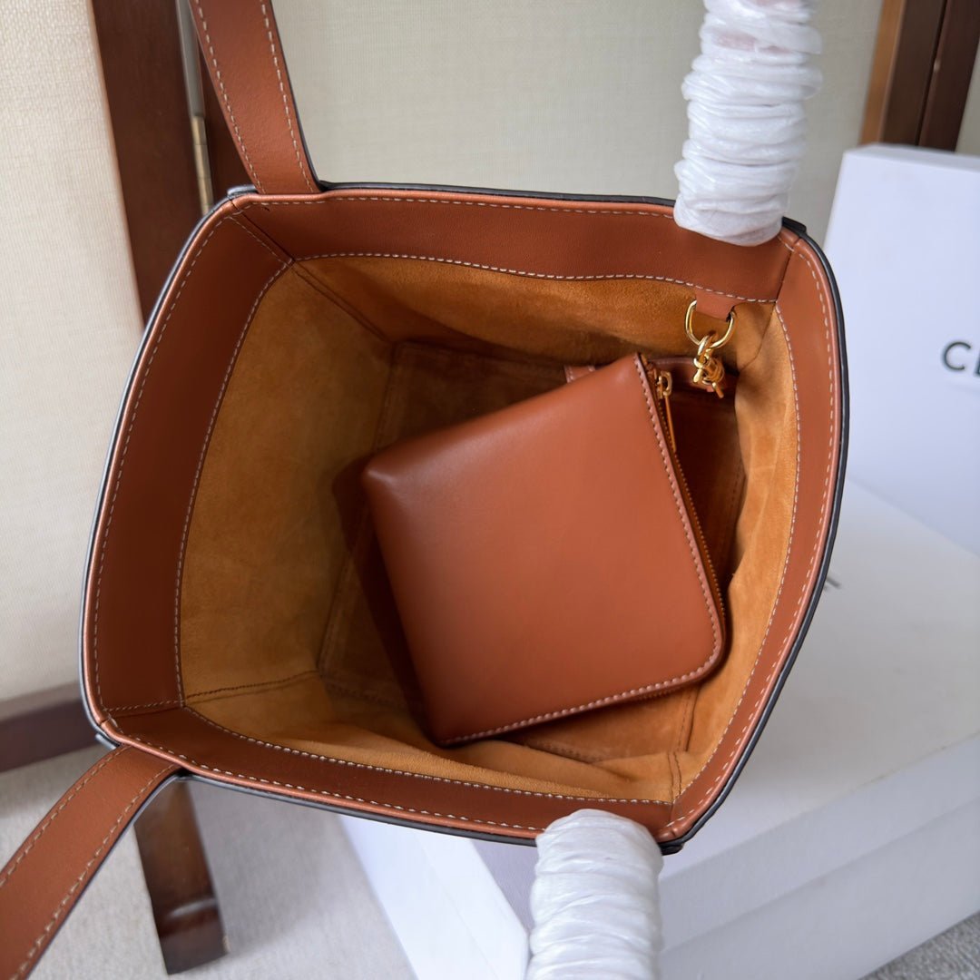 CUIRTRIOMPHE 15 BROWN IN STOCK JAPAN HANDBAG CALFSKIN - Image 12
