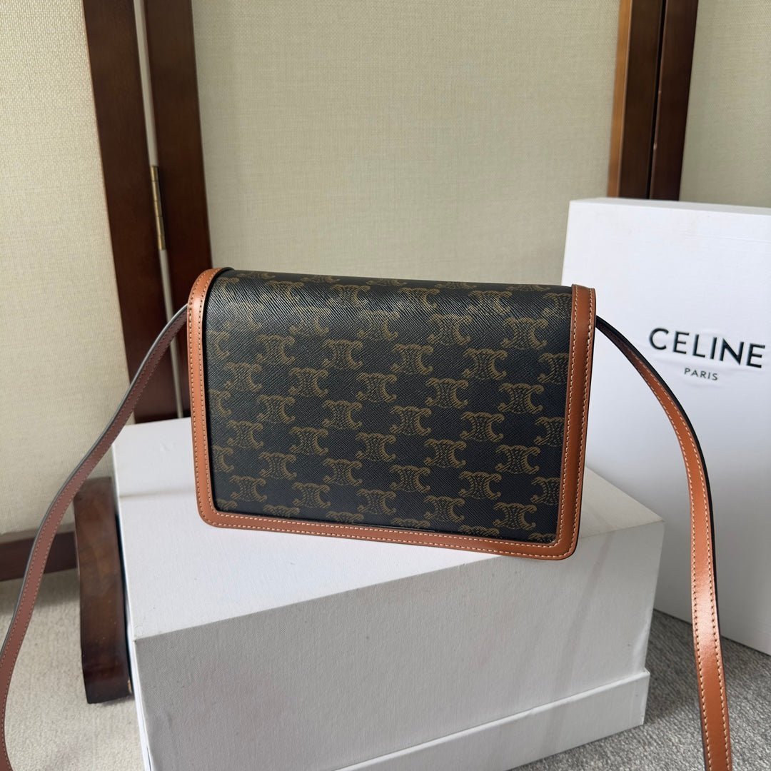 CELINE 25S WALLET MARGO 22MM IN BLACK TRIOMPHE CANVAS AND BROWN CALFSKIN - Image 2