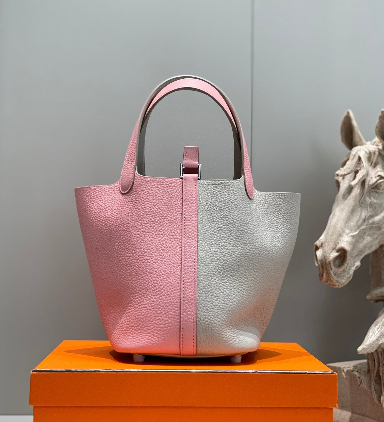 HERMES 25S PICOTIN LOCK 18 IN PINK AND LIGHT GRAY CALFSKIN SILVER HARDWARE - Image 13