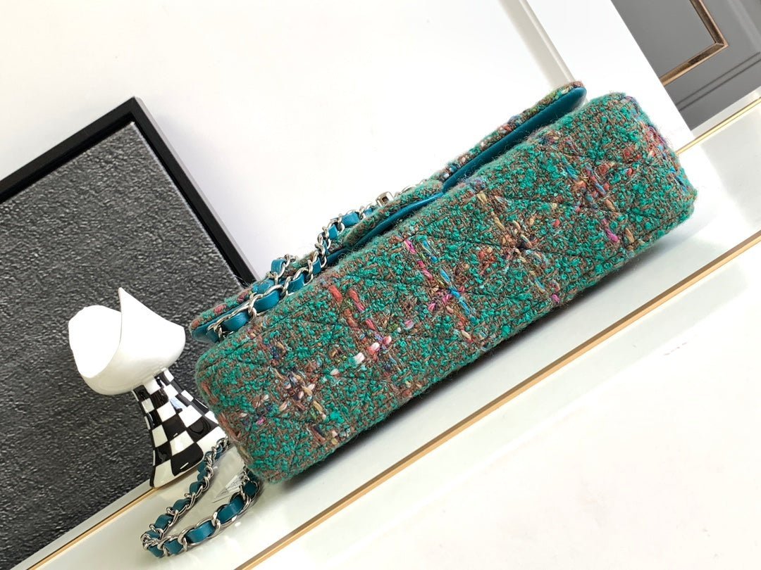 CC MEDIUM 25 CLASSIC BAG IN GREEN FOREST WOOL TWEED - Image 15