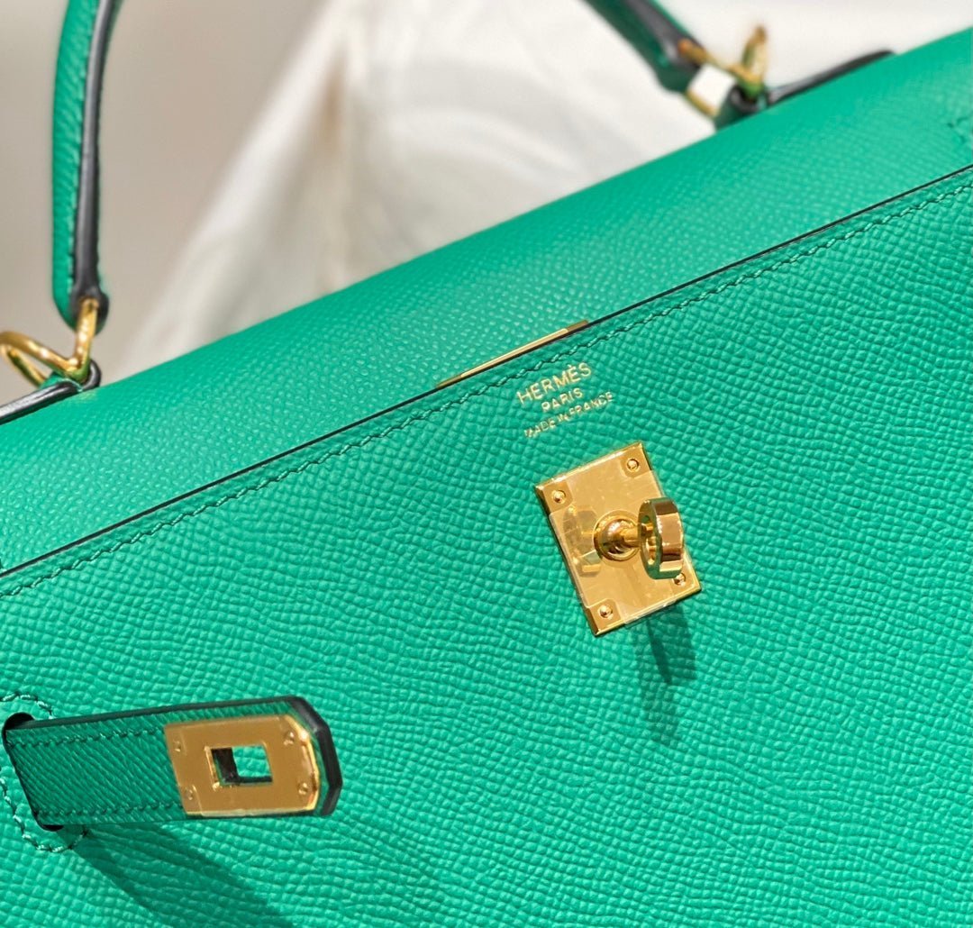 KELLY 25CM IN VERT VERTIGO EPSOM CALFSKIN GOLD HARDWARE - Image 17