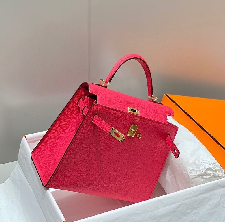 KELLY 25CM IN ROSE TYRIEN SWIFT CALFSKIN GOLD HARDWARE - Image 4