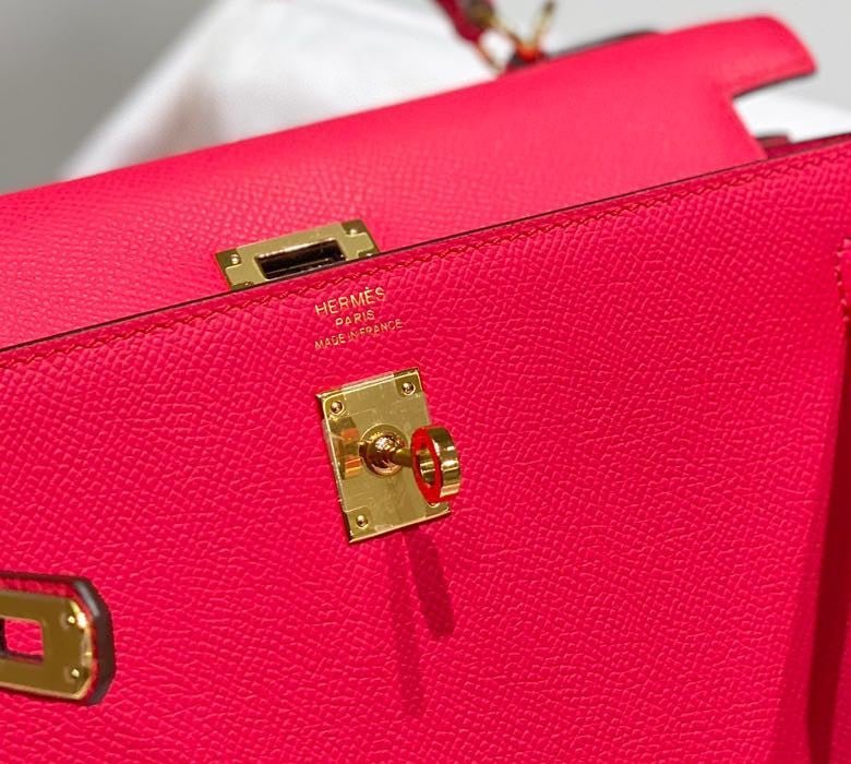 KELLY 25CM IN ROSE TYRIEN SWIFT CALFSKIN GOLD HARDWARE - Image 7