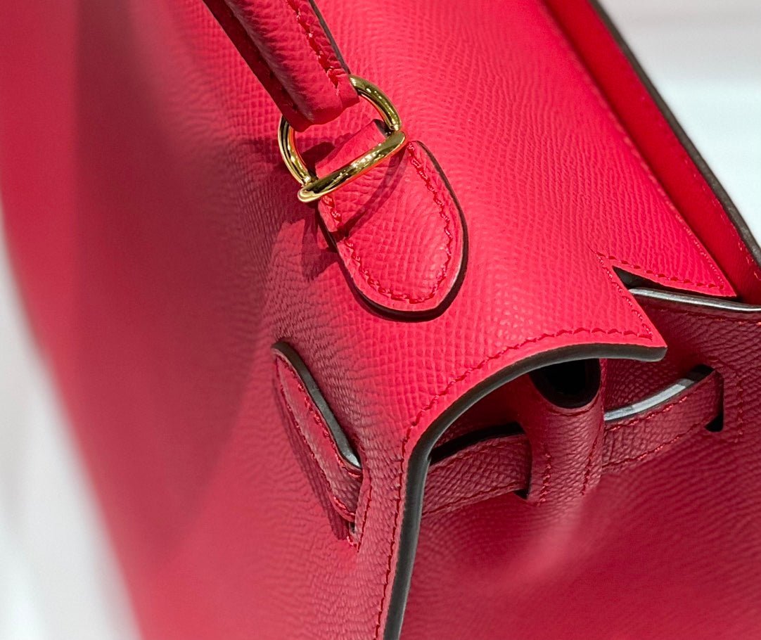 KELLY 28CM IN ROSE TYRIEN SWIFT CALFSKIN GOLD HARDWARE - Image 15
