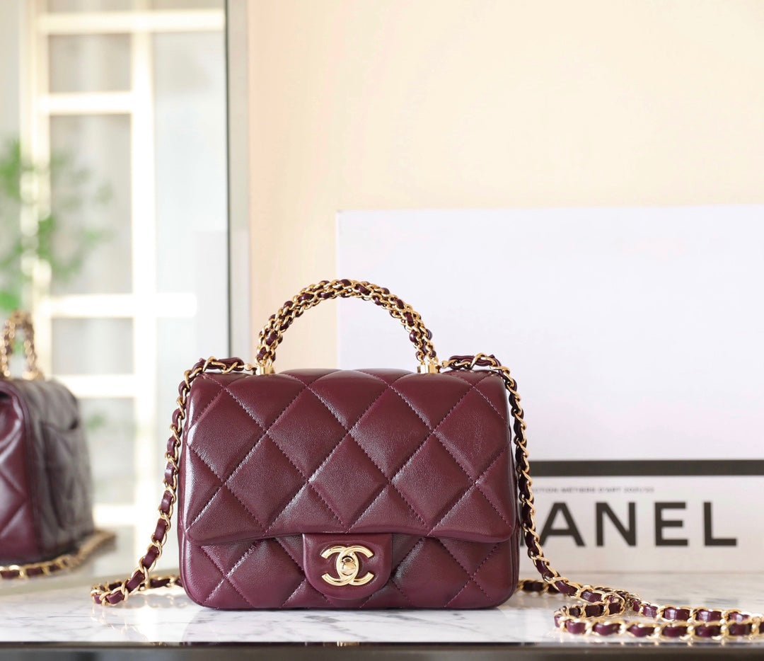CHANEL 25S FLAP BAG 19 CM IN DARK RED LAMBSKIN WITH GOLD HARDWARE - Image 11