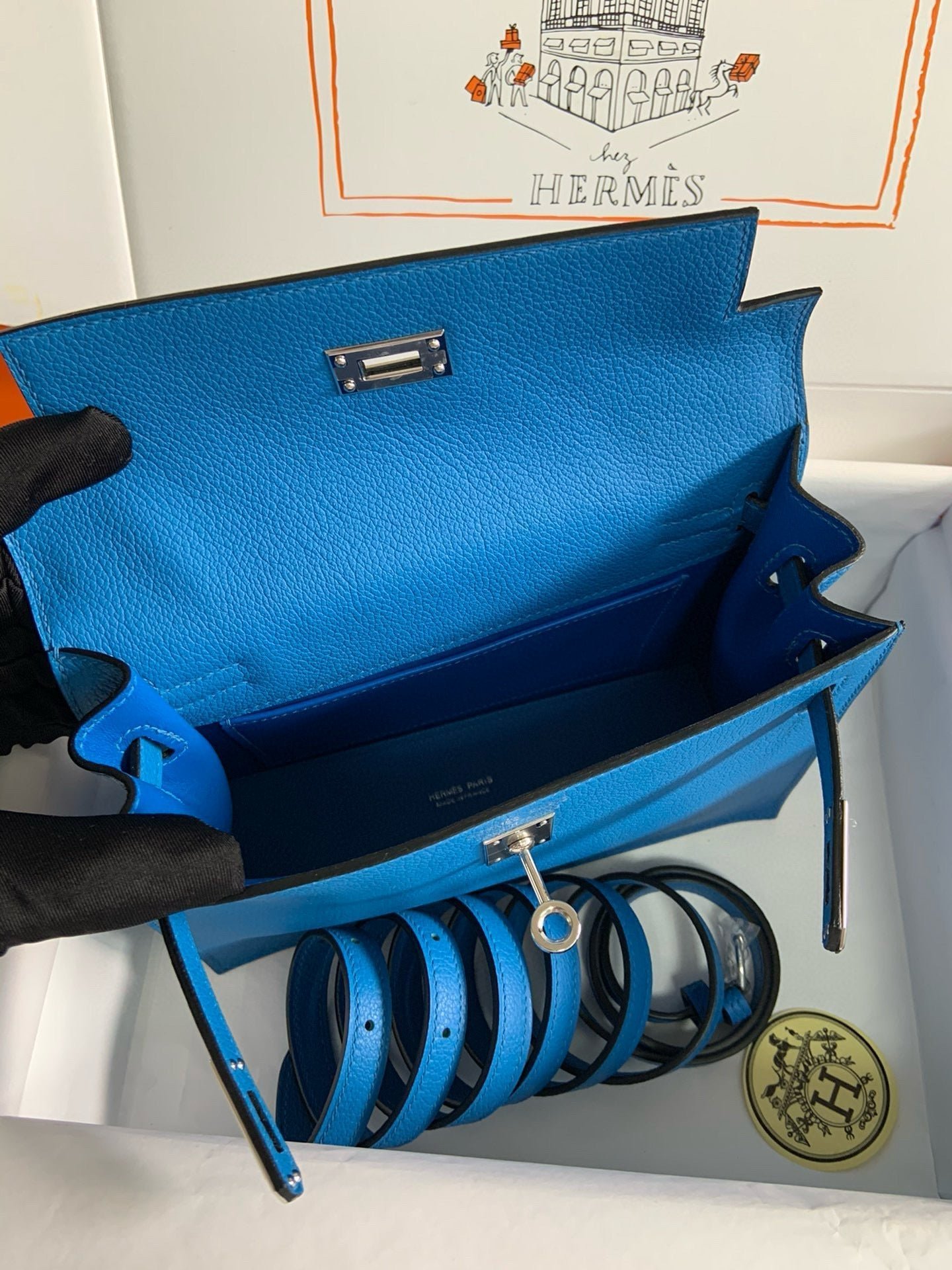 KELLY DANSE 22 EVERCOLOR BLUE IN CALFSKIN SLIVER HARDWARE - Image 9