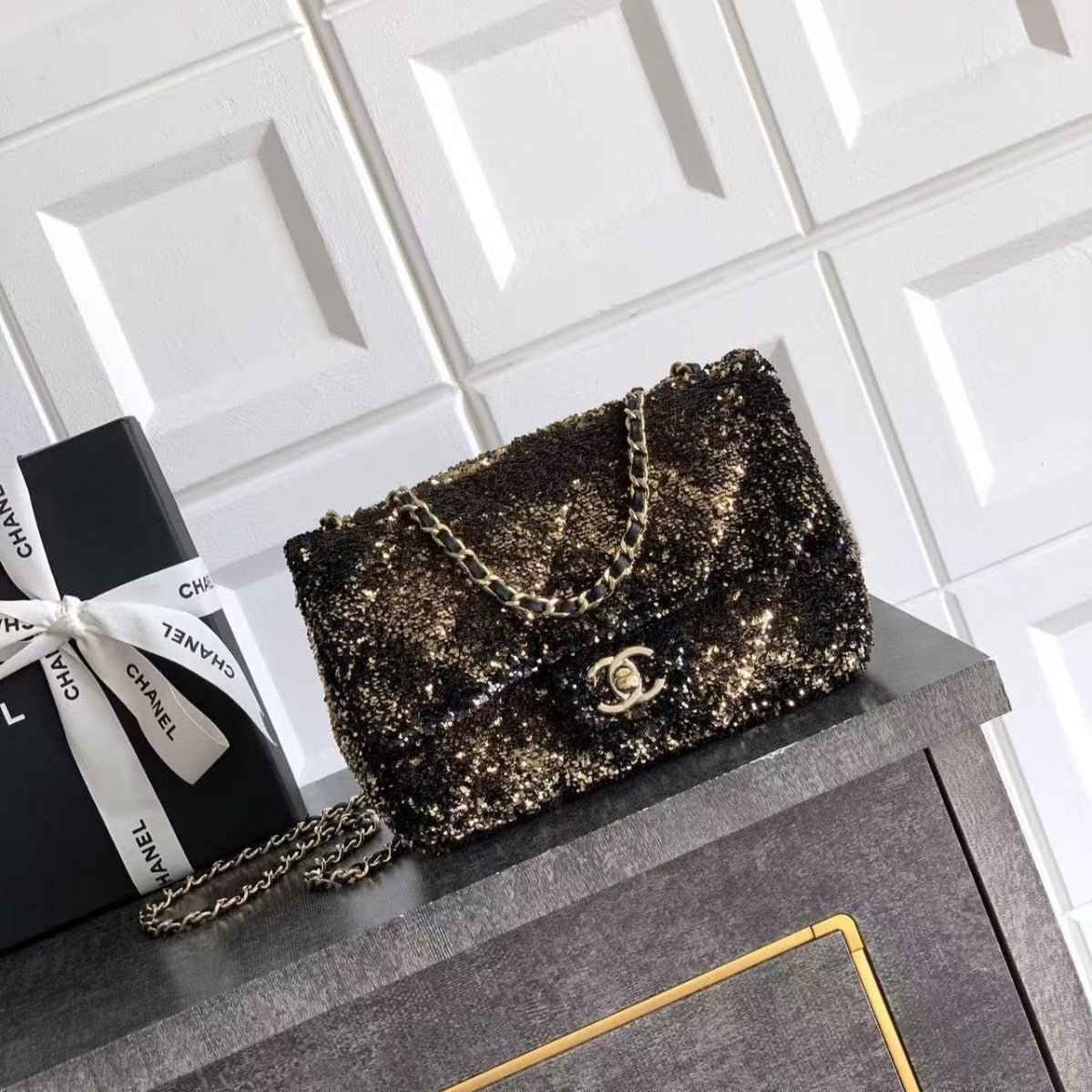 CC 20 SEQUINS FLAP BAG IN BLACK MIX BROWN - Image 9
