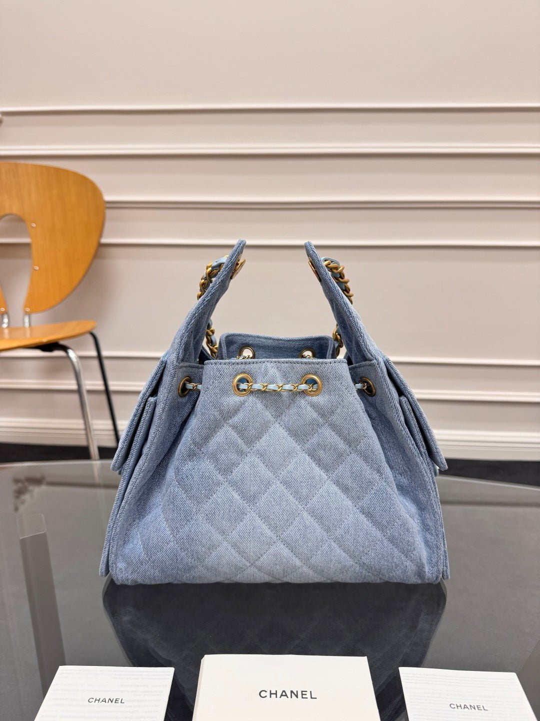 CHANEL 25S HOBO BAG 30 IN BLUE DENIM WITH GOLD HARDWARE - Image 15