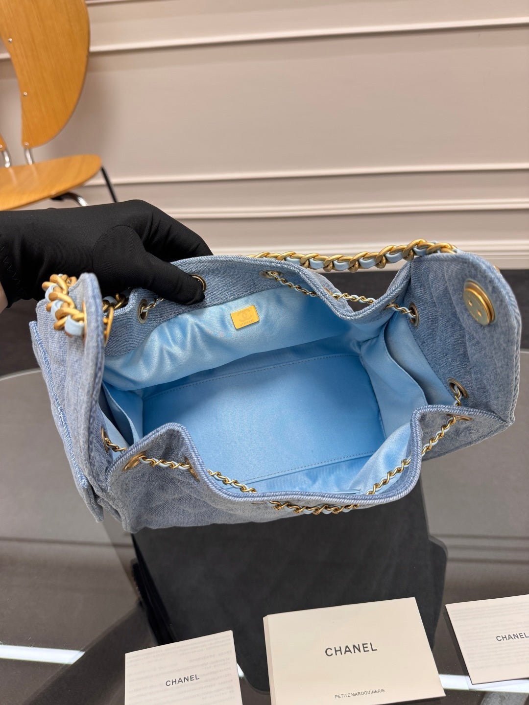 CHANEL 25S HOBO BAG 30 IN BLUE DENIM WITH GOLD HARDWARE - Image 9